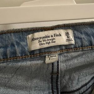 Abercrombie 90s ultra high rise straight